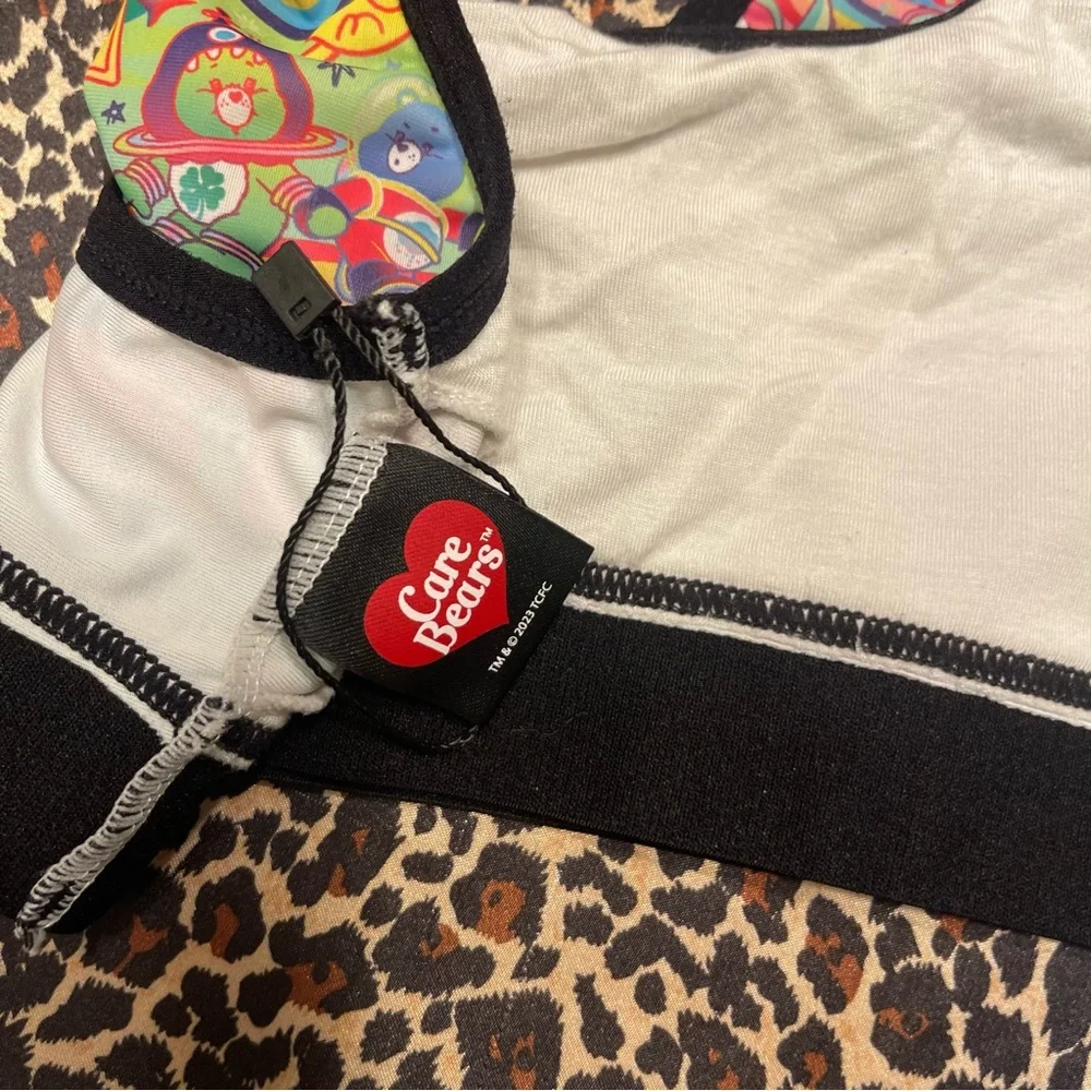 Care Bears x ROMWE Space Print Sports Bra - Picture 3 of 8